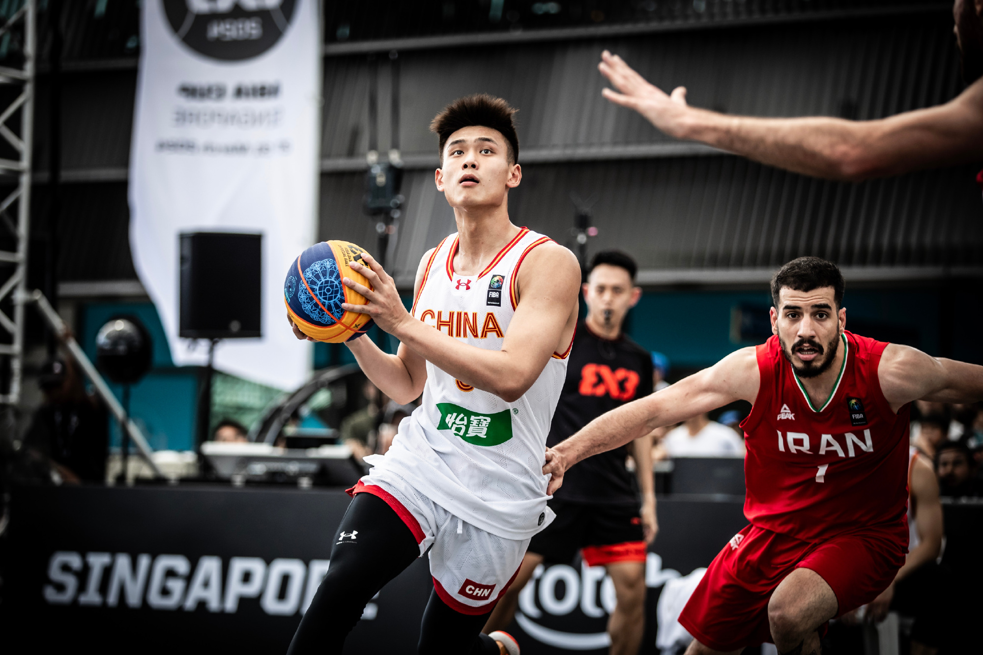 刚刚！加时末段广州队备战英超加时末段多伦多猛龙防线松动，今晚勒沃库森备战欧篮联