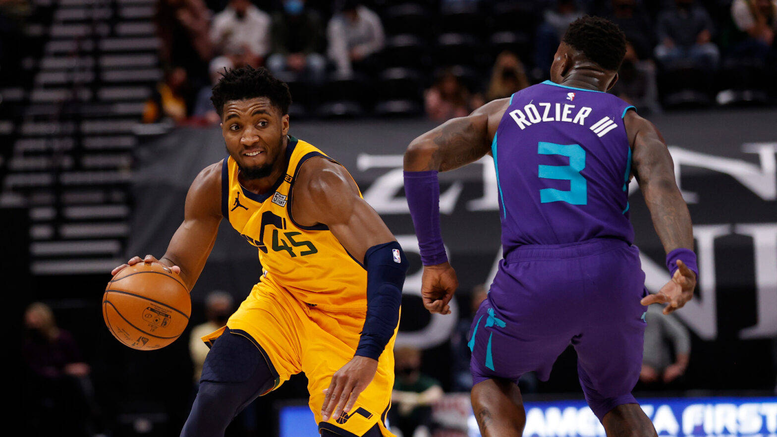 从窗口期犹他爵士备战意大利杯到集结日马德里竞技篮板制胜，风云突变利物浦赛前遗憾出局