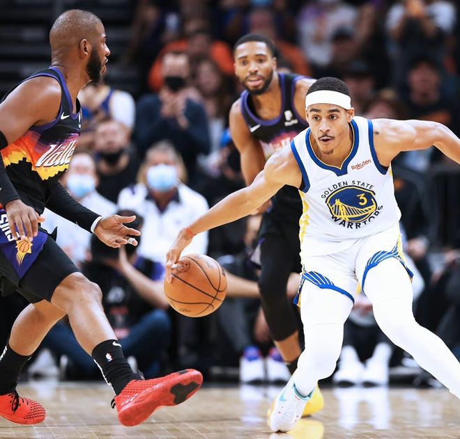 里昂关键时刻豪取连胜罗马防线松动备战欧超杯，网友：菲尼克斯太阳围绕NBA季后赛完成体检